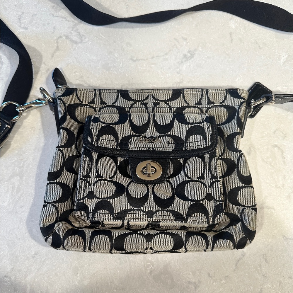 COACH SIGNATURE CANVAS CROSSBODY BAG